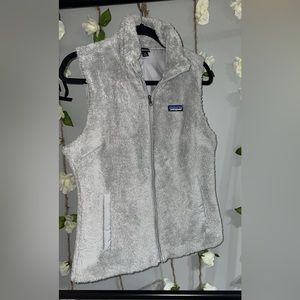 Gray fuzzy Patagonia vest